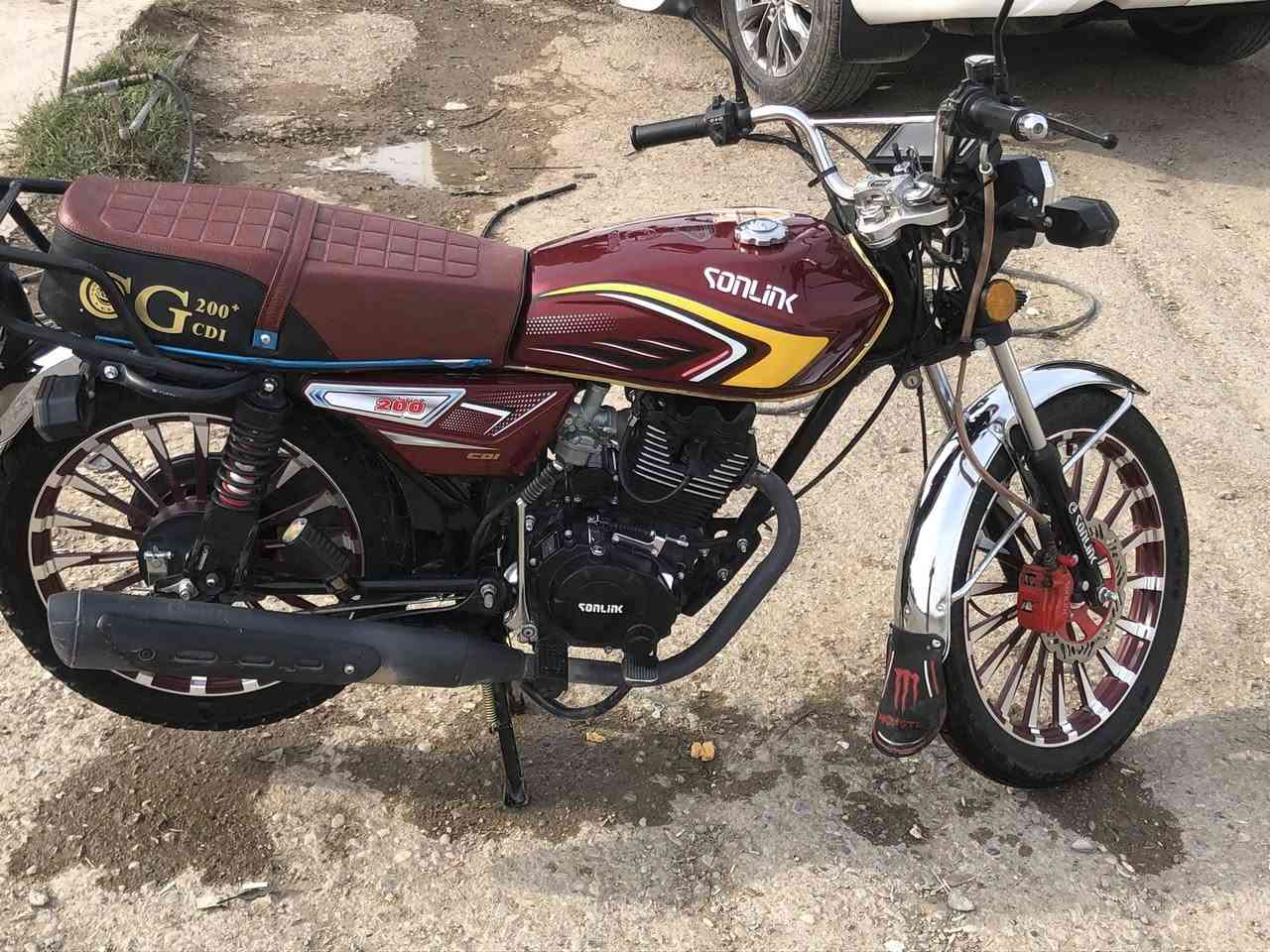 سلام عليكم سيفان ٢٥ دراجه مابيه نقص جديده مكفوله من كلشي كامله للخير شراي يتصل ودلل ***********
