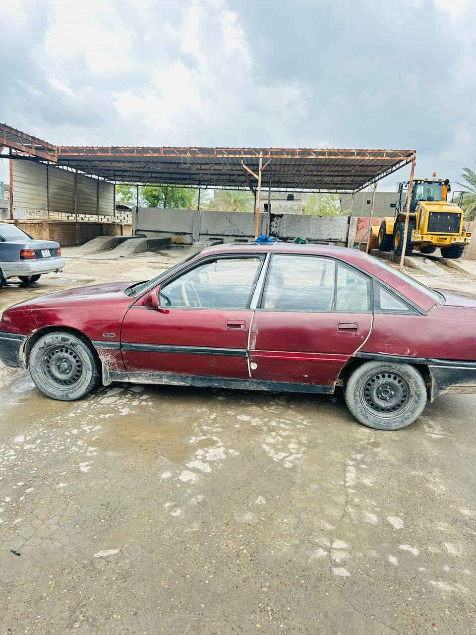 السلام عليكم أوبل اوميكا كير محرك شرط تايرات جدد باتري جديد صدر أمامي وخلفي جديد مسجل شغال كهربائيات كلها شغاله نقص كاردن فقط السعر 12وبيها مجال مكان قضاء الضلوعيه الرقم *********** اتصل وتدلل ملاحظه نقد واعتذر عن الاقصاط
