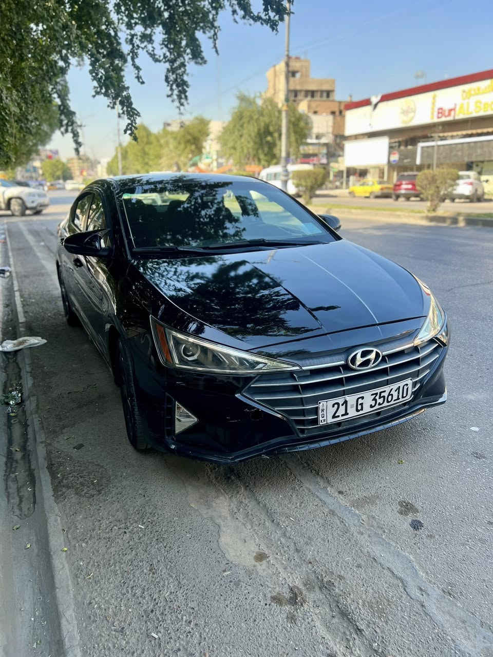 النترا ٢٠١٩ 
حادثها بنيد وجاملغ وبغداد بيها قبغ جنطة
رادار جانبي 
نظام abs
كامرة دوارة 
كير at
سماعات يابانية
ويل سبورت
تدفئة كشنات
تدفئة ستيرن
3 وضعيات قيادة
عدا الكماليات الصارفهن عليها 
تبريد كامل من كل نواحي
مكينة وكير خير من الله
السعر ١١٨
***********
