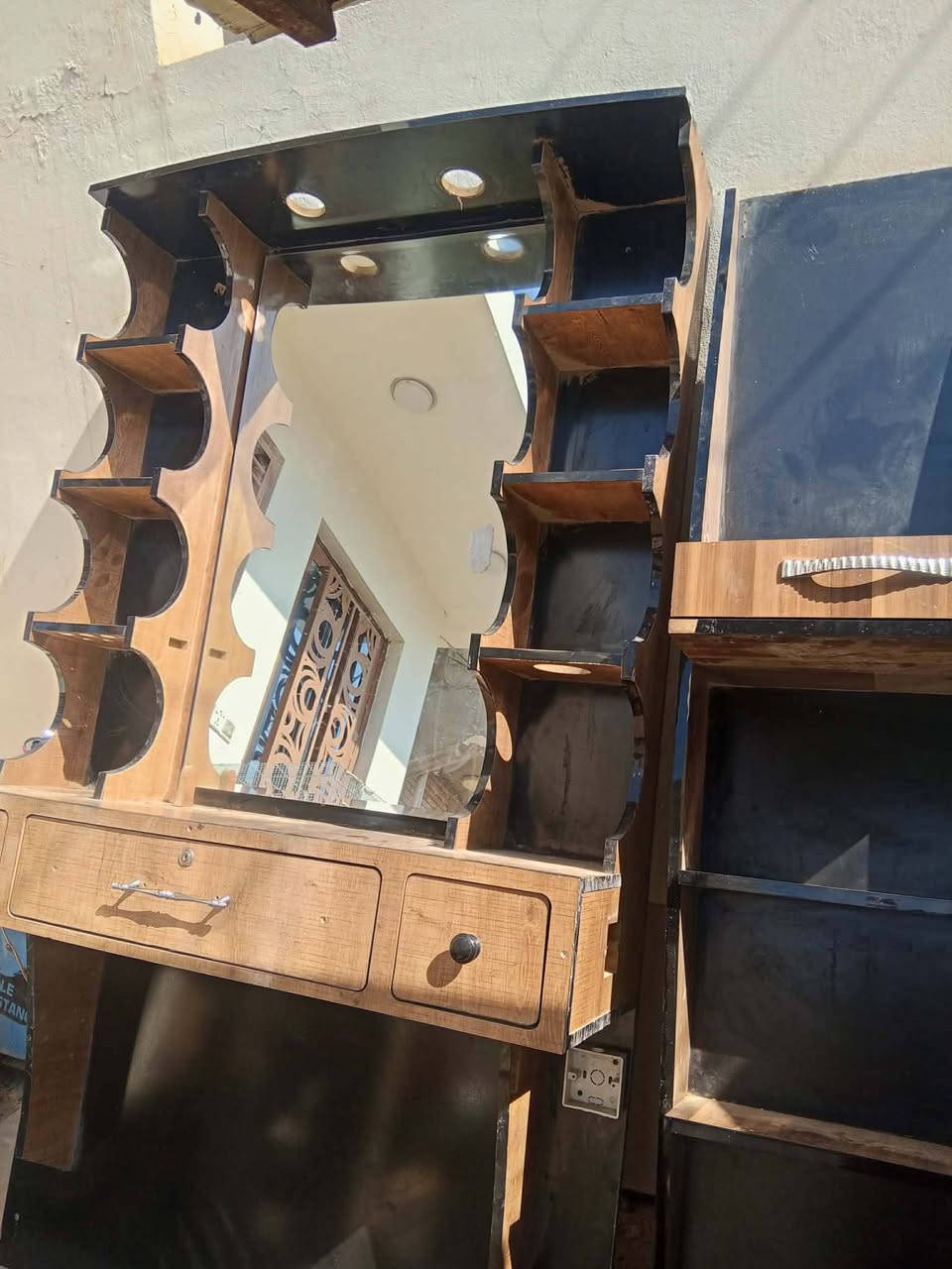 السلام عليكم غراض محل للبيع كرسي ومرايه وخزانه المكان حله السعر 300


**إذا كنت صاحب هذا الإعلان وتريد حذفه لأي سبب، رجاءا أرسل رسالة إلى الدعم الفني**