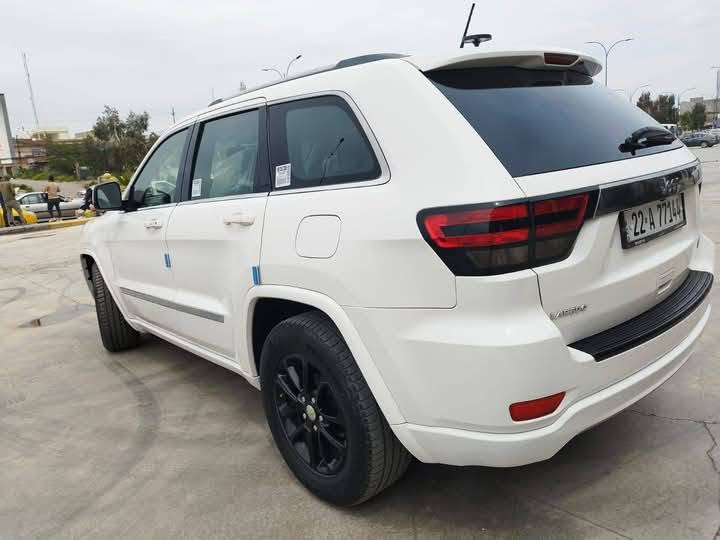 شيروكي Jeep2011
قطعة صبغ باب سايق بدون دواخل سيارة. ماشية 130
كير مكينة شرط
السعر 140 بيها مجال شي بسيط للشرائي
العنوان موصل
للتواصل على الرقم***********
