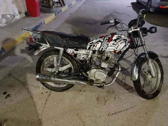 السلام عليكم من رخصة الادمن المحترم 
***********
نامه اربعه كير 2020 الدراجه جاهزه كهربائيات كلها شغاله وكامله دبلات تخم تاير امامي خلفي جديدات بيها خيط تبخير وبيها الجبنه من صفحة الملف تنضح دهن تحتاج تبديل الدراجه بدون اوراق اتكاتب وياك واكفلها سرقه وعشاير مكاني دوره سعرها 275 للأستفسار ***********
