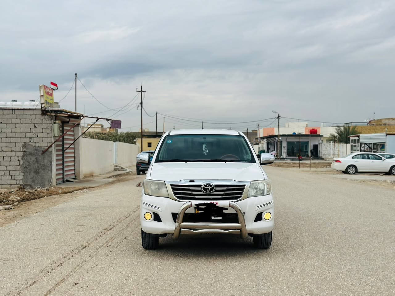 السلام عليكم تيوتا هايلوكس ناصية 2014سياره جديده مكفوله من الضربه والتبديل بيها بارد موضح بلصور محرك مامفتوح كير اوتماتيك حداديه جديده تخم تاير جديد رقم مثنى سنويه جديده تحويل مباشر السعر 208وبيه مجال للشراي استفسار اتصال 📞 
***********
