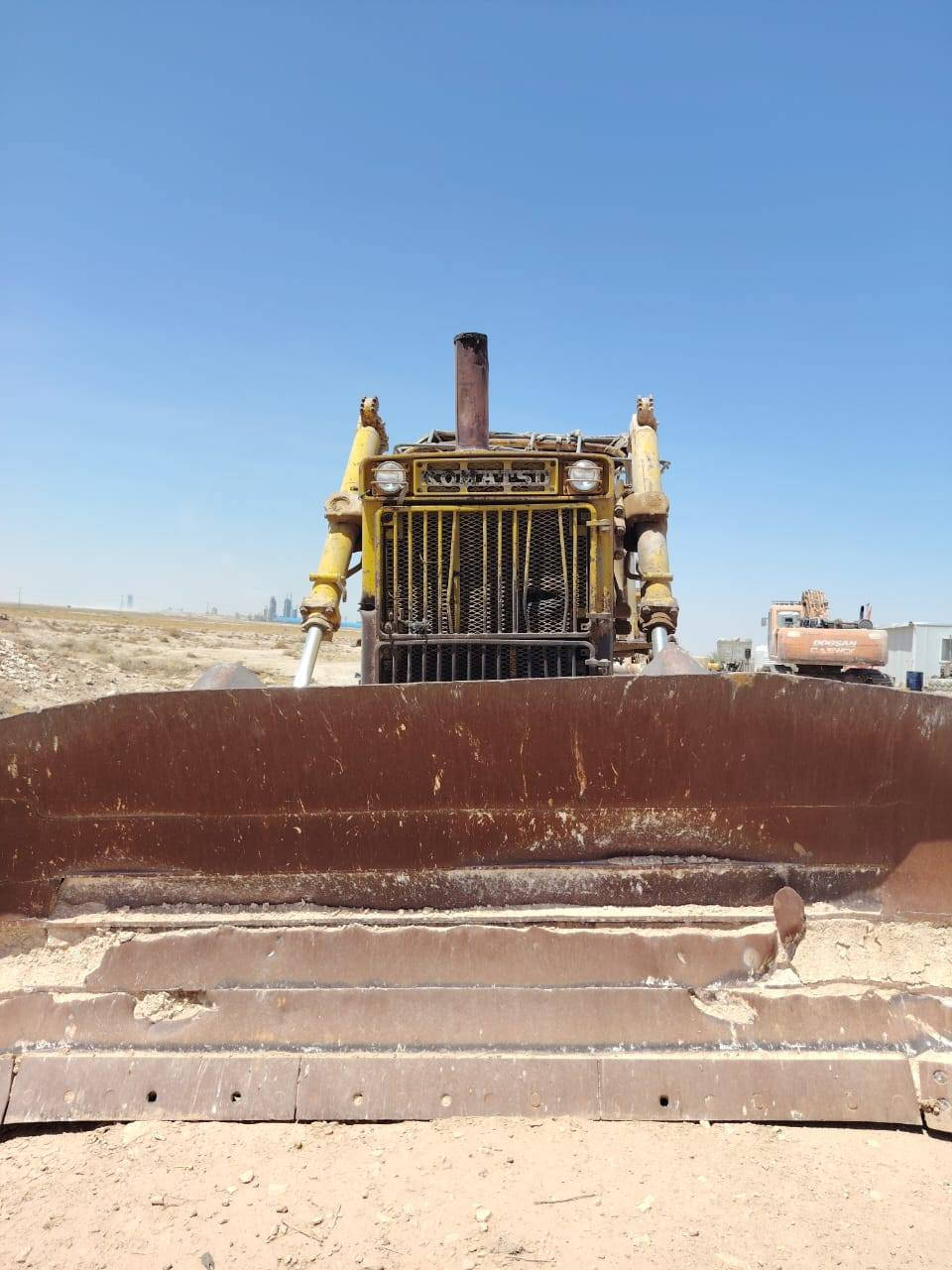 #بالدوزر_للبيع_العنوان_السماوه_اللاستفسار***********
