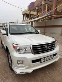 لاندكروز • ٢٠١٥ • V8 ٤٧٠٠