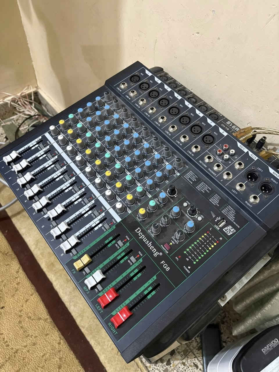 مكسر اخرس مربوط على مكسر باور شغال وعلى الفحص سعره 150 قفل توصيل ما عندي


**إذا كنت صاحب هذا الإعلان وتريد حذفه لأي سبب، رجاءا أرسل رسالة إلى الدعم الفني**