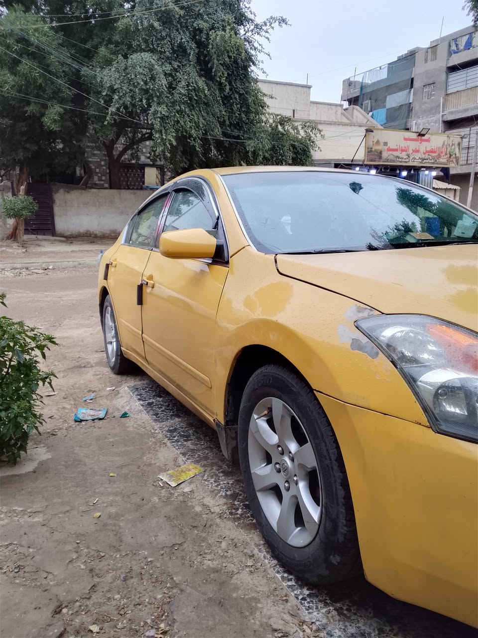 السلام عليكم نيسان التيما 2008 خليجي بيهه بس جاملغ جهت السايق امبدل فاة S ناقصهه بس تبريد واكف والمحرك بي راجز لا تنقص ولا تبخر السعر 55،$ /***********
