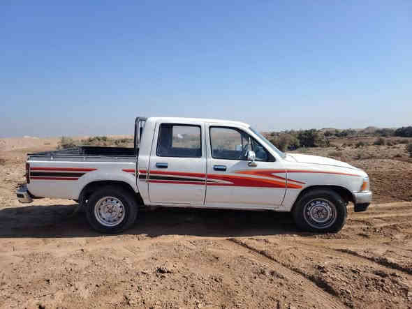 سلام عليكم سياره للبيع تويوتا فلاحي موديل 92مكفوله من تجيه وشاصي سنويه جديده 2030 رقم سماوه سعر 50وبيها مجال حك الجيه مكان ميسان قلعه صالح رقم الهاتف ***********
