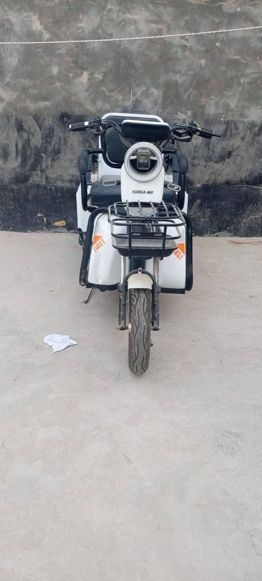 السلام عليكم دراجه كهربائية شحن
نقص بس بطاريات

الاستخدام اقل من شهر وانتركت

العنوان قضاء ابي الخصيب السعر 600 وبيها مجال للشراي 
لحد يكسر بسعرها كلش خلي سعر معقول لان مشتريها بمليون ونص كلش خاسر بيها وما اظن تحصل هيج سعر 
للتوصل واتساب

***********
