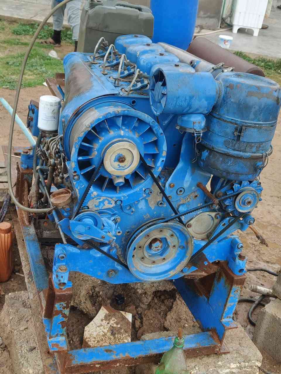 محرك عربي 4 بستم شد شركه ما مفتوح منو برغي شغال نص سلف نضيف حيل
السعر 32 ورقه بي مجال قليل للشراي الاتصال ***********
