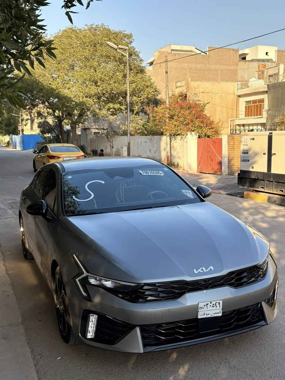 يابه الجمال كله هنا 🔥🔥
كي فايف 2025 
فول مواصفات عدا البانوراما 🔥
حساسات اماميه وخلفية
رادار امامي وخلفي
لايت زينون ٣ عدسات 
لونها مات يخبل 🔥
ماشيه ٢٠ الف فقط 
فئة gt-line 
رادارات جانبيه 
هاندبريك كهرباء 
مقاعد تدفئة
داخل جلد
كراسي كهرباء 
شاشة متصلة
بك لايت LED 
حادثها بسيط كلش وموضح بالصور
قطعتين فقط بيها 
سياره تخبل وجديد كلش
محرك ٢٥٠٠ تنفس طبيعي 
كير ٨ نمر
وضعيات قيادة 
وغيرها من المواصفات المعروفه 
مكانها بغداد
السعر 220 وبيها مجال 🔥
***********
