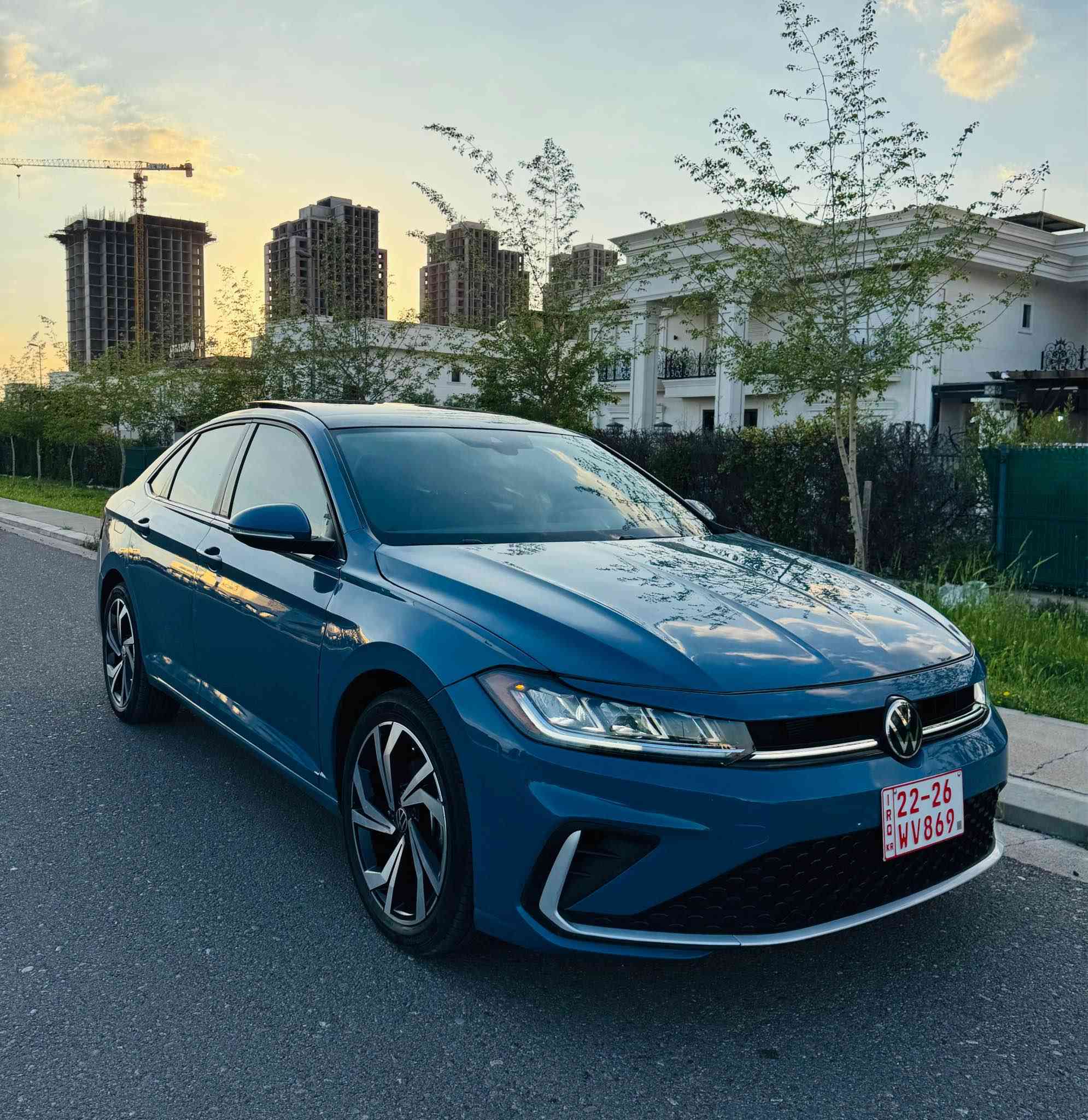 Volkswagen Jetta SEL PREMIUM 2025
فول فول مواصفات 
پێشو پشت کەپس 
کوشن خەزن 
کوشن سارد گەرم 
گێچ دیجیتال 
ناو ٧ رەنگ 
پانۆراما
زۆر مواصفاتی ترر….
صبوغ ( یەک بست چاملغ وە بستیک بۆنیت سەر لایت بی ژورەوە ) 
5,000mi رۆشتوە 
ضرر( شبر بونت شبر جامع بدو بواخل )
(WhatsApp (0750 126 6191) أربيل, العراق
