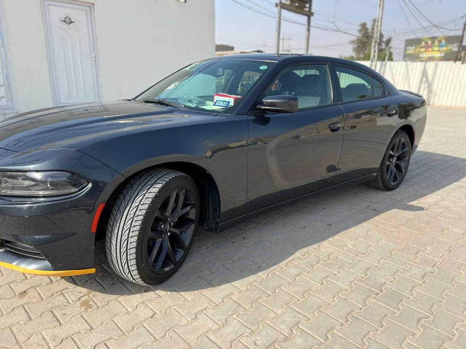 يالله جارجر مديل 2018 كندي كلين تايتل بدون حادث داخله فول واحد عله واحد كفاله عامه من صبغ وتبديل وضربه ومحرك وكير وحداديه المواصفات فول واحد عله واحددددددد ميحتاج اذكر المواصفات معروفه ماشيه 100 مايل السياره رقم اربيل الدولي تحويل وكاله كله بشرط سنويه صاقطه سعر 256 ورقه مكاني نجف *********** المكينه 3600
