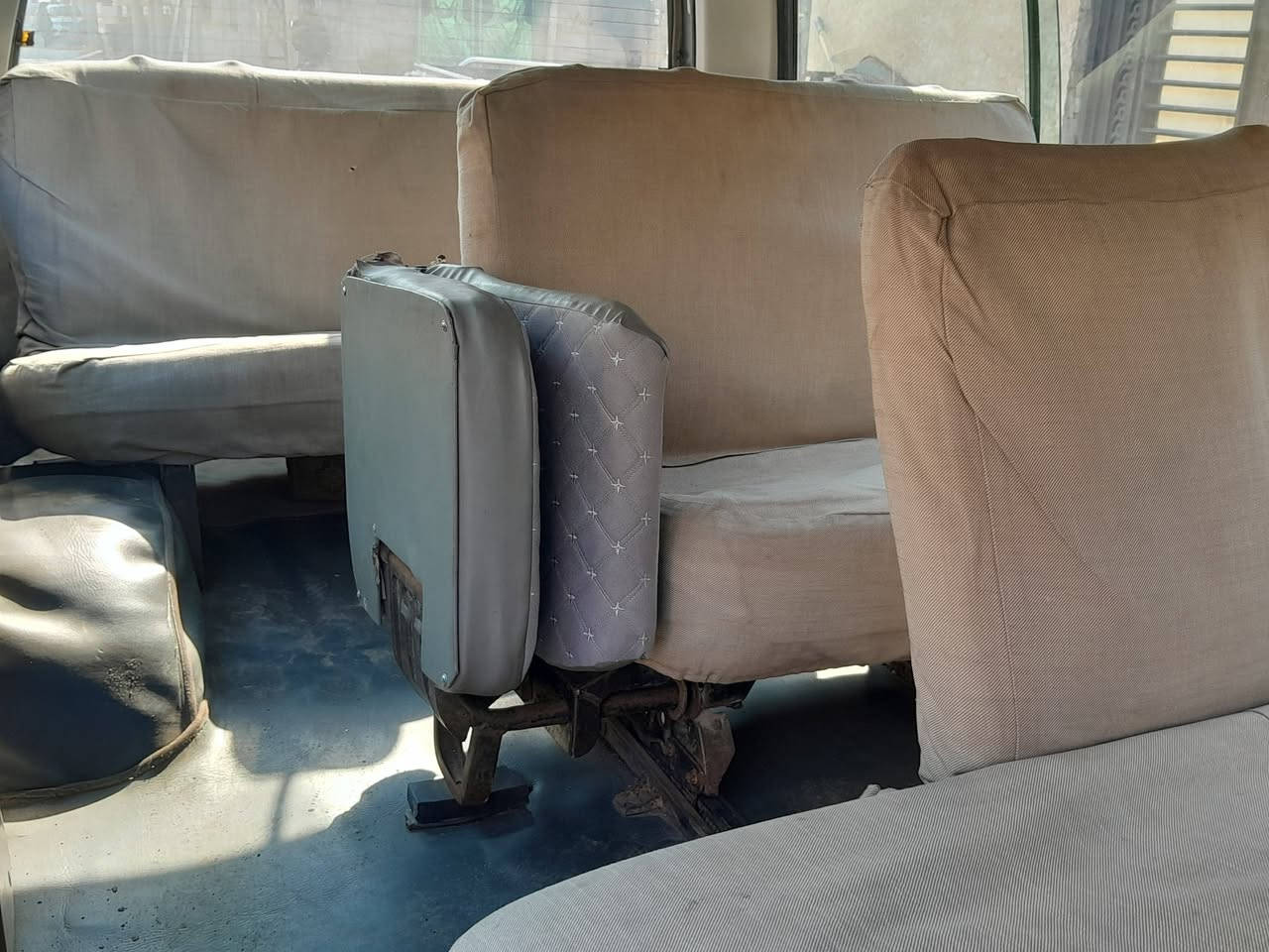 سلام عليكم كياه بريجو مديل 1996 رقم ألماني أ مكان بصره رقم الهاتف ***********
