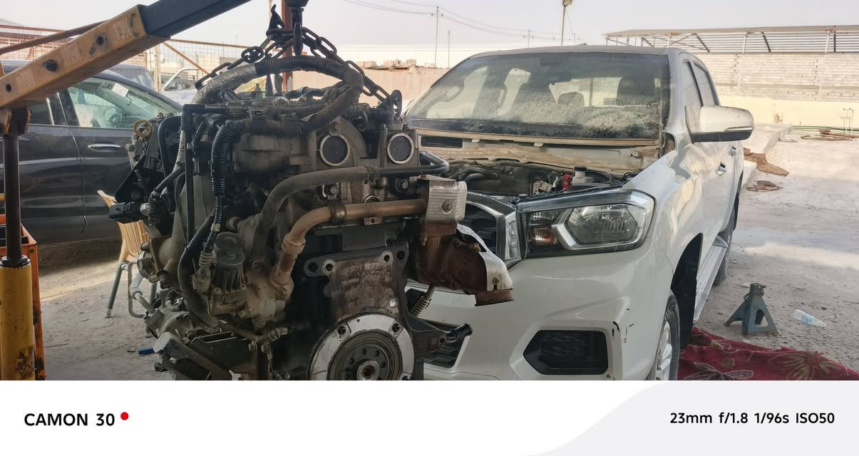 جاري العمل على تجفيت سيارةMGكاز
البصرة ابي الخصيب العوجه كراج الانوار
***********
