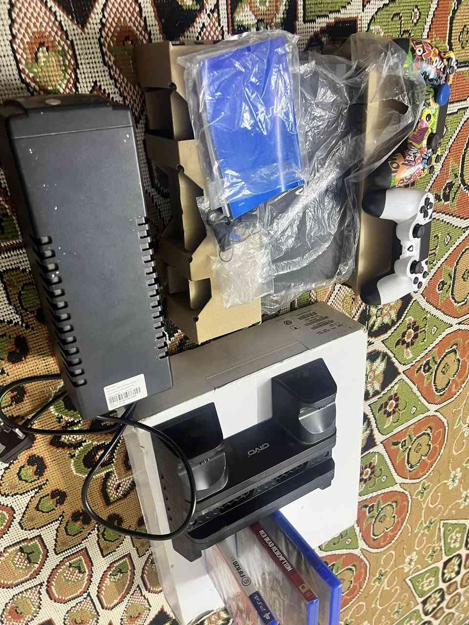 سلام عليكم بلي 4اسلم واحد تيرا سعر ‏مع اليدات ٢٥٠ ‏ما جميع ملحقات 290 بمجال  رقم الهاتف *********** وتساباو ماسنجر
