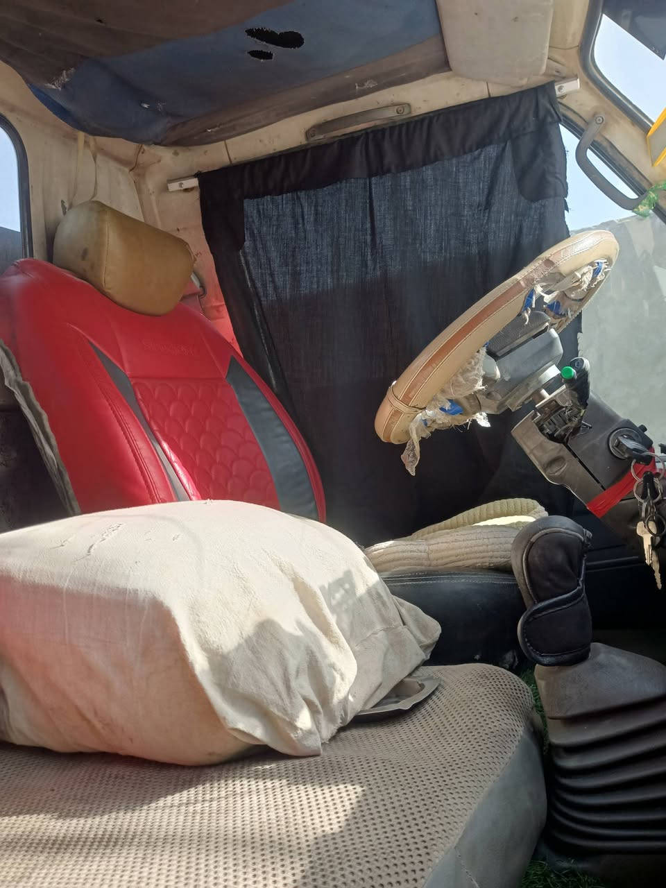 ‏‪***********‬‏السلام عليكم
كيا  تيوتا دانيه للبيع
موديل 92 تك قماره رقم ديالى  مشروع وطني 
سنويه ساقطه ب2019 باتري جديد وتخم تاير جديد
وحداديه جديد وكير جديد   صار اسبوع من شاده 

،(السياره مابيه وكم يعني مستحقه تجفيت  كايمه) 
المكان بابل. 
السعر 25وبيه مجال.
