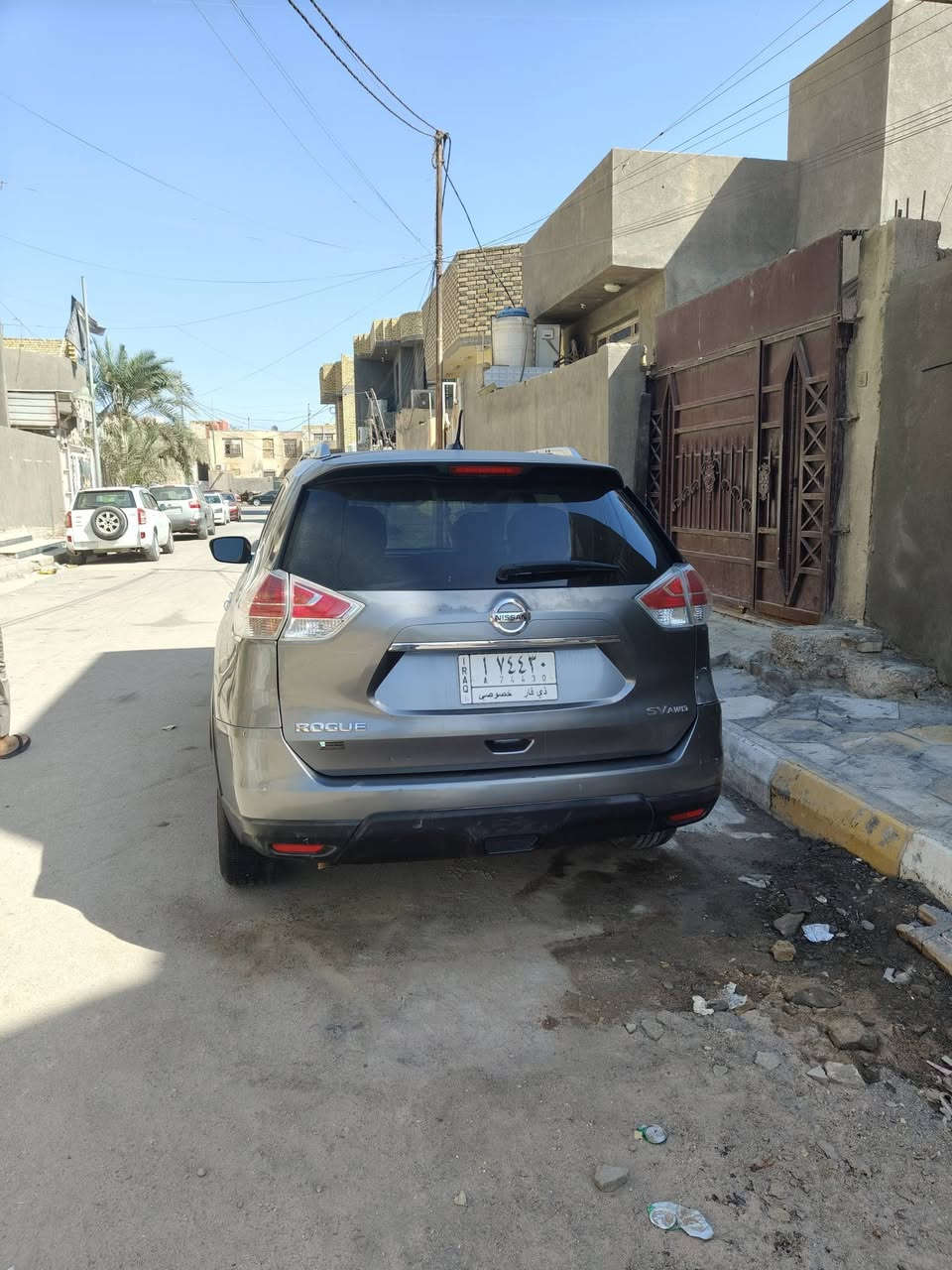 السلام عليكم 
السياره نيسان روج موديل 2016 وارد امريكي رقم ذي قار وبأسمي السنويه لحد 2029 كتاب الفحص موجود سياره نص فول كامره تحكمات فور ويل 4 بستم المرغوب   تخم تاير جديد حداديه توني امسويها سياره   لاتبخير لاتنقيص تبريد تدفئه  السياره بيه شويه ملاحظات مكان السياره ذي قار والسعر  110 بيه مجال الاتصال ع الرقم ***********
