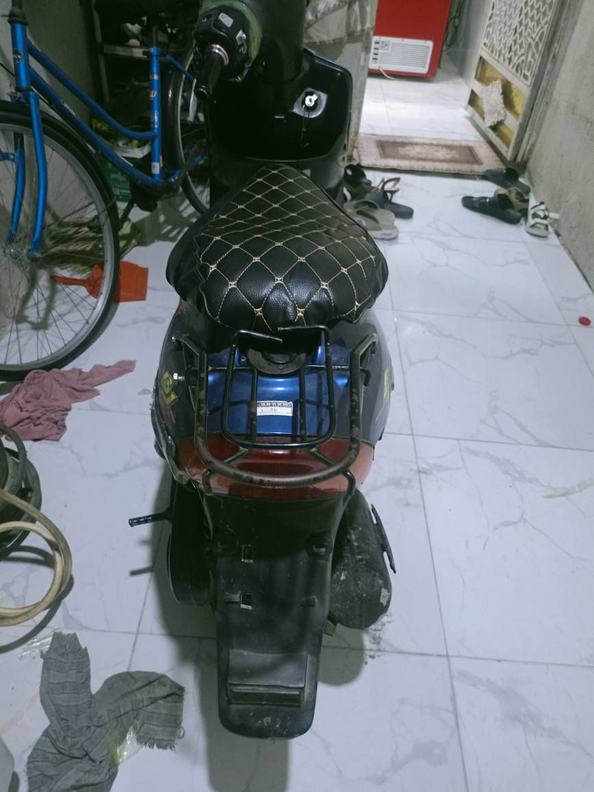 سلام عليكم دراجه ياماها بيجي 9زروف دراجه لا مفتوحه ولا مجفته بس كفرات تعبانه شويه  السعر 200قفل شغاله شرط هندر واحد البصرة, العراق


**إذا كنت صاحب هذا الإعلان وتريد حذفه لأي سبب، رجاءا أرسل رسالة إلى الدعم الفني**