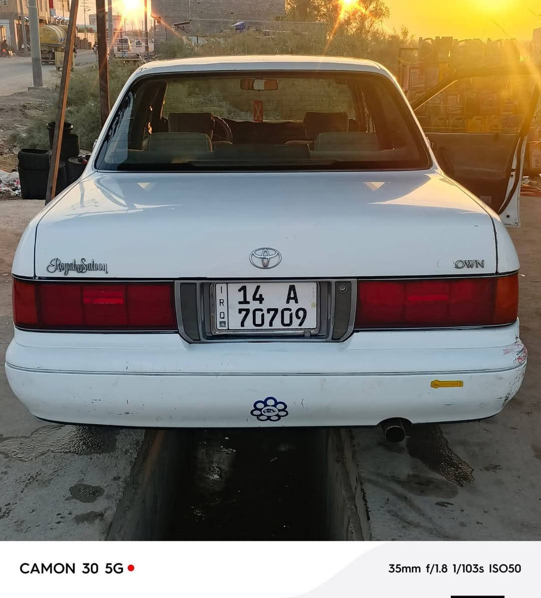 سلام عليكم سياره للبيع اكراون ارنب مديل 1993 باسمي مكفوله كص نقل ضربه صبغ حزام البصره قضاء المدينه ***********
