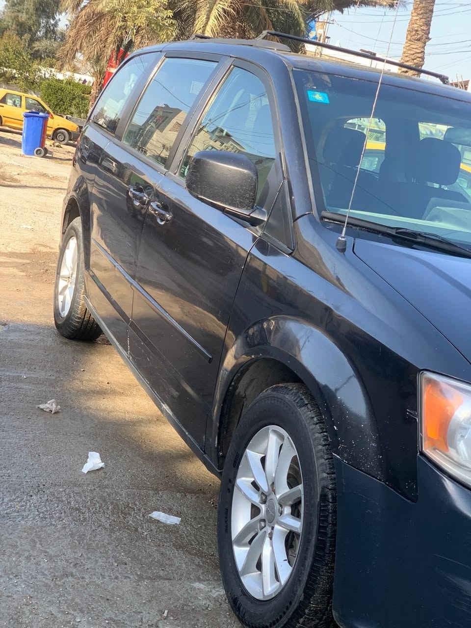 دوج كرفان 2016 وارد امريكي رقم بغداد بأسميSXt فول مواصفات 3 قطع تبريد بوب كهرباء صندوك كهرباء ديفيدي بلسكف جام كلة يصعد وينزل محرك وكير وتبريد كلة مكفول تقرير امريكا فقط جاملغات خلفية كلير وبيهة مكانات صبغ بلعراق بدون ضربة وبدون معجون فقط صبغ السيارة ايرباك سليم مطاك السعر 139 وبيهة مجال والسونر بلمنشور مكاني بغداد العامرية ***********
