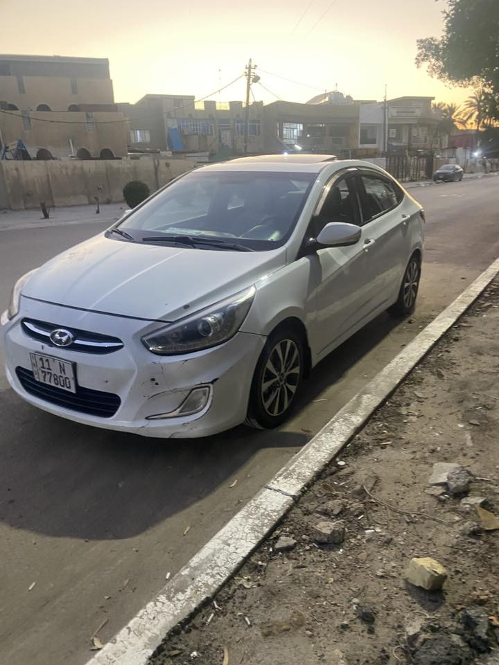 السلام عليكم اكسنت 2016
خليجي بنرامه 
كفله عامه 
مكينه 1600 
1/1 السياره نضيفه بمعنه الكلمه 
العنوان بغداد  بغداد الجديده 
رقم الهاتف ***********
مكلف بل نشر غير متواجد على الفيس
