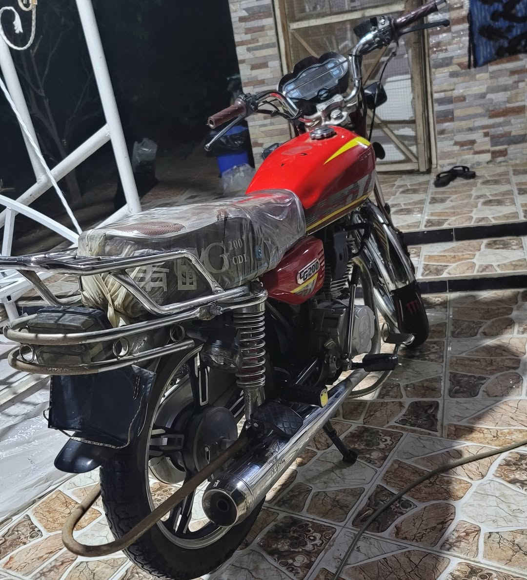 سيفان موديل 2024 نضيفه 
العنوان ديالى جديده الشط 
سعره 750 
***********
