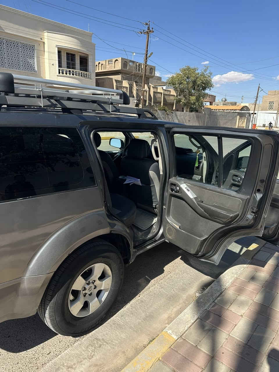 نيسان بافندر موديل 2008 كير محرك وصدر بل كارتون مال بيت سياره حزام مصبوغه الجماليه فقط تخم تاير
السعر80 بيهه مجال 
***********
