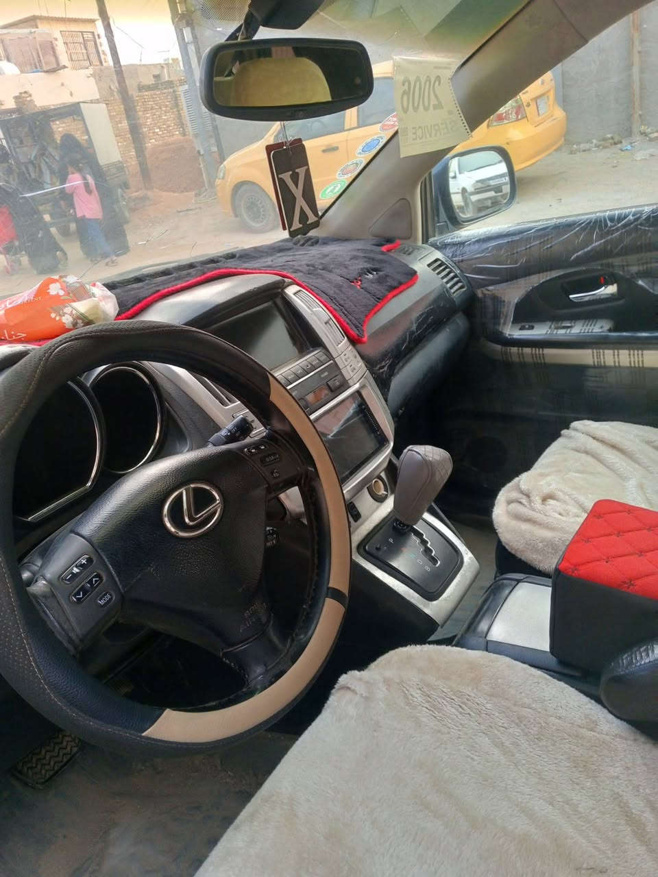 LEXIS RX400h 2006
سياره للبيع 
فول مواصفات سياره نضيفة مال جناي حدادية ٥٠٪ شاشة شغالة كير ومحرك مكفولات ومكان السيارة نجف والسعر 65 وبيها مجال للشراي


**إذا كنت صاحب هذا الإعلان وتريد حذفه لأي سبب، رجاءا أرسل رسالة إلى الدعم الفني**