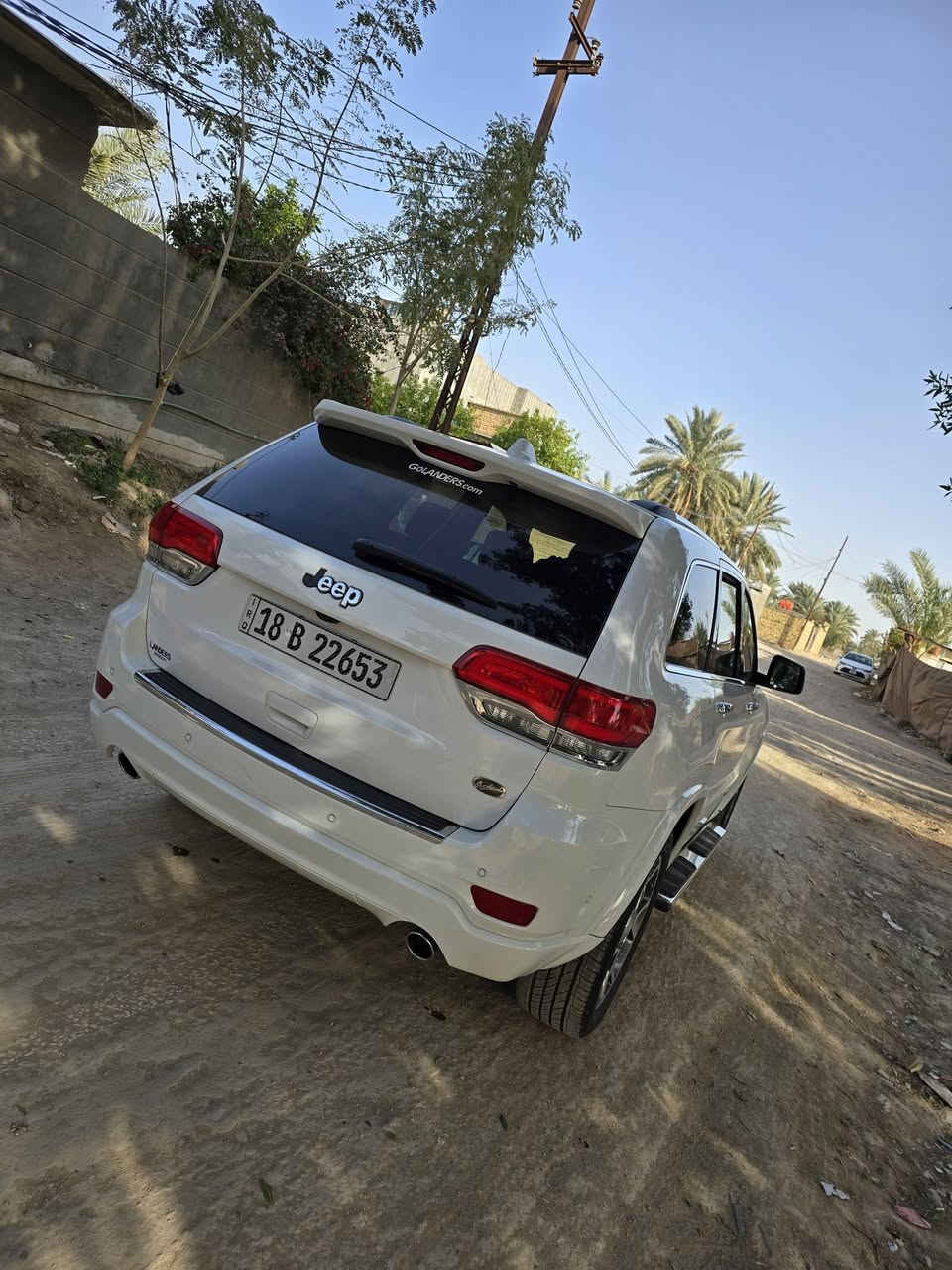 السلام عليكم جيب أوفر لاند اعلى فئه 2020  فول مواصفات 1/1 السعر ( 280 )وبيها مجال شي قليل وماكو هيج سعر مكانها بابل رقمي ***********
***********
حادث جاملغ وبنيد سطحي فقط الباقي مكفول 
مواصفات فول /  فتحه سقف / شاشه جبيره /جنطه شفط
كشنات جلد ومخمل / كشنات ثنين كهرباء / رادارت خلفي وجانبي 
مري شفط / كشنات تدفئه + تبريد  سياره جديده وجاهزه 
 بالخير على الياخذها رقم بابل الجديد وهزه جديده تحويل مباشر
