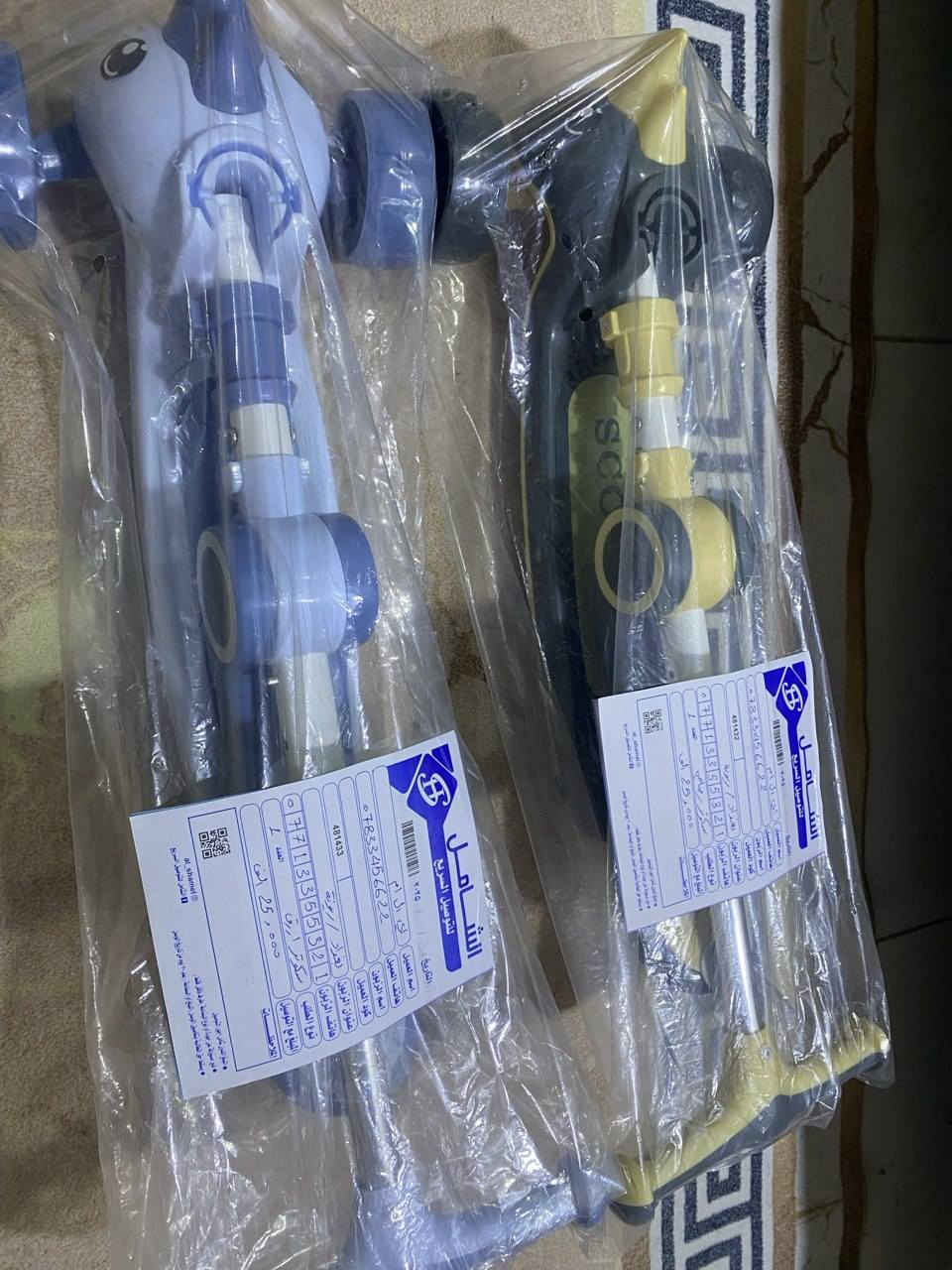 🚨 عرض خاص السعر 25 الف والتوصيل مجاني
واذا تاخذ 10 قطع يصير ب20 الف جملة 
📢 سكوتر أطفال 3 عجلات بجودة عالية وتصميم آمن ومميز!

✅ مناسب من عمر 3 سنوات وأكثر
✅ عجلات قوية وثابتة لسهولة التوازن
✅ مقبض يد مريح ومغلف بالبلاستيك للحماية مع نشرة LED
✅ قابل للتعديل حسب طول الطفل
✅ متين وآمن – مثالي للتمشية واللعب في النادي أو الشارع
هاتف : ***********
