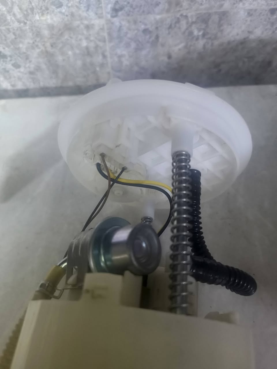 سلام عليكم
للبيع فيتم اصلي مال حاويه 

يشهد الله اشتريته او ماستعملته شرط اطيك فحص او ضمان

السعر 60 الف 

*********** 
مامتواجد فيس 

مكاني بغداد
