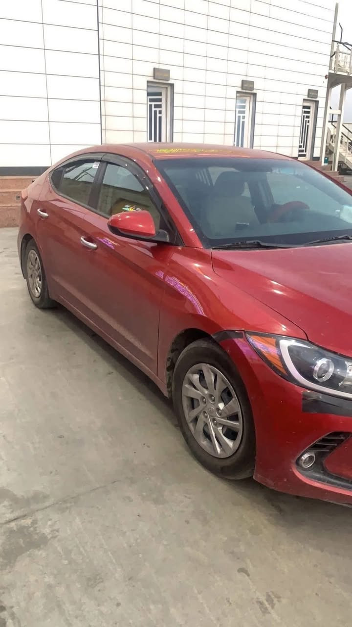 النترا 17 للبيع وارد ضربتهه بامريكا تبديل لنيد وتعديل بارد جاملغ  وهنا بيها قبق بانزين تبديل جنطع وبنيد وصبغ جاملغين 
كير محرك خير من الله  السياره يرادله ترتيب بسيط
السعر 110 $  وبيها مجال بسيط
المكان حي الجهاد قرب شقق حي صدام
الشراي فقط يتصل
***********          واتس اب
