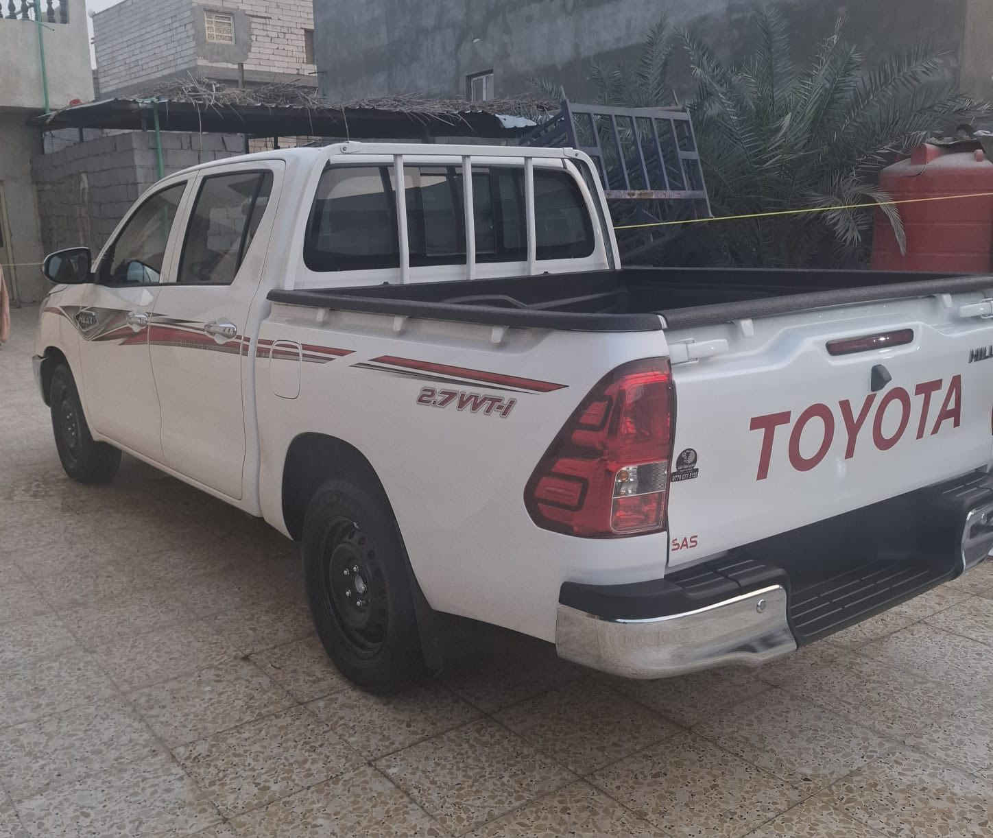 للبيع هايلوكس موديل 2024 رقم بصره ماشيه51 الف مكاني البصره كير عادي السعر 240 رقم الهاتف  كفاله عامه***********
