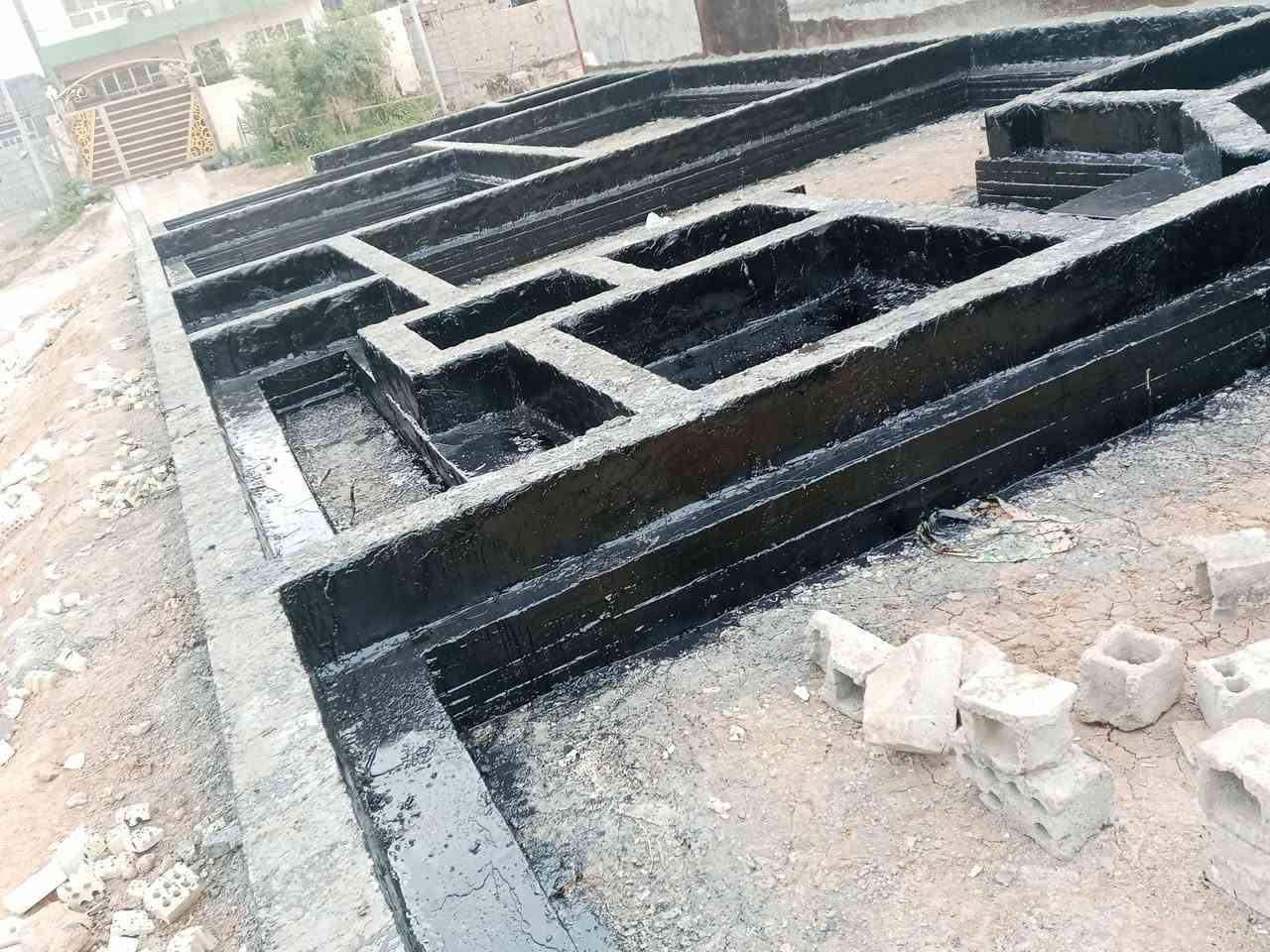 السلام عليكم يوجد جير لتجير السطوح والساسات سعر برميل 60الف كرسته وعمله الي يريد يجي خاص وبيه خير ويدلل أو يدك على رقم ***********. ***********
