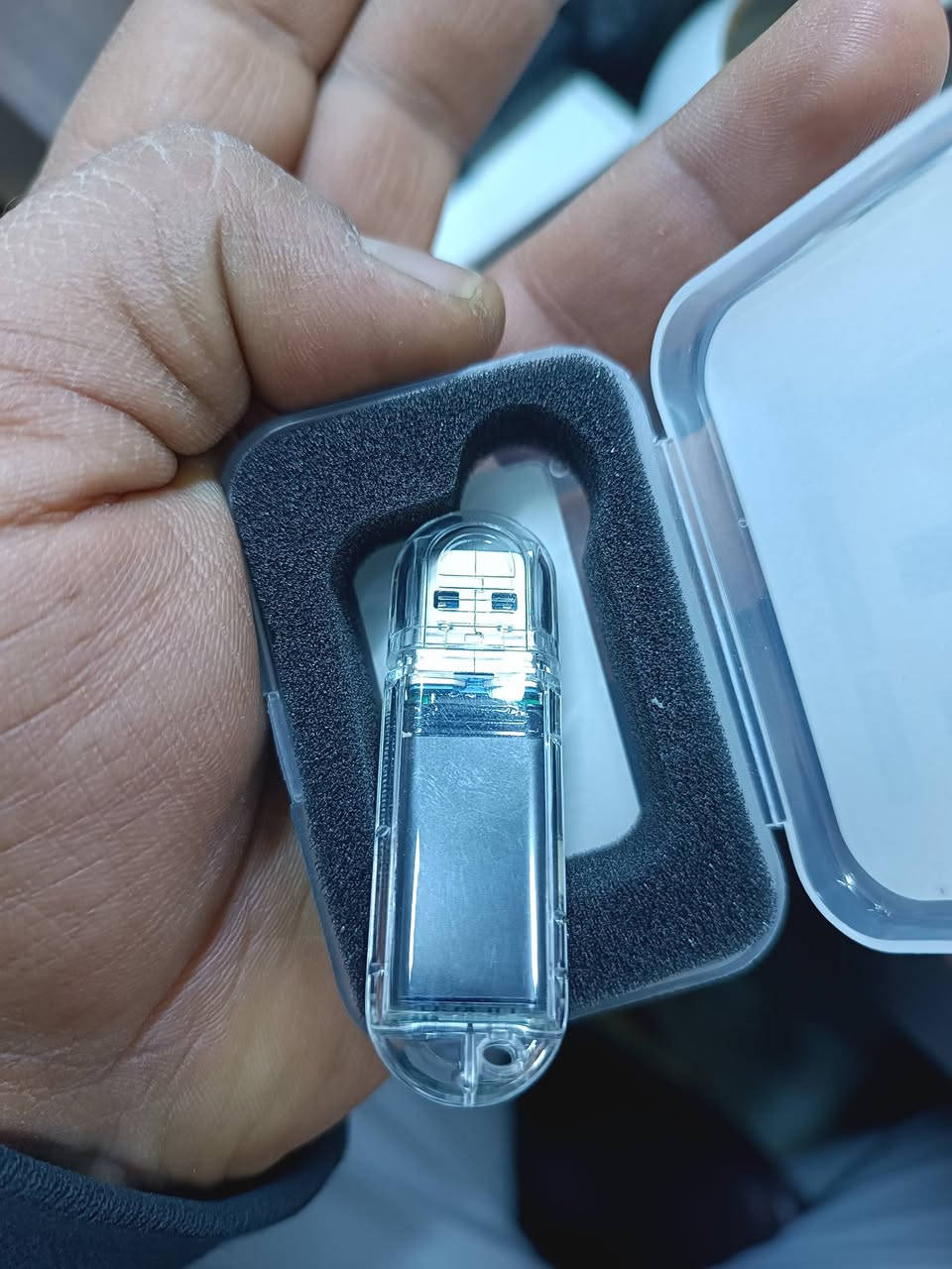 قطعة بهذا الشكل تخص الكترونيات 
السعر 25مع التوصيل


**إذا كنت صاحب هذا الإعلان وتريد حذفه لأي سبب، رجاءا أرسل رسالة إلى الدعم الفني**