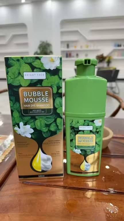 عندي كميات كلش جبيره من صبغ الشامبو الجلاتيني الاخير الترند
وعندي متوفر كل الالوان بيه رجالي نسائي 
وبسعر منااااسب جدااا لاخواني الحلاقين 
سعر الصبغ الواحد ب ٦٠٠٠ 
واذا جمله تريد راح يكون اكو خصم 
***********
