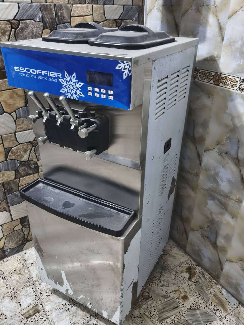 مكينه موطه للبيع نضيفة جداً تبريد ممتاز
العنوان بغداد المعامل الحسينية 
السعـر:  4مليون  وبيه مجال


**إذا كنت صاحب هذا الإعلان وتريد حذفه لأي سبب، رجاءا أرسل رسالة إلى الدعم الفني**