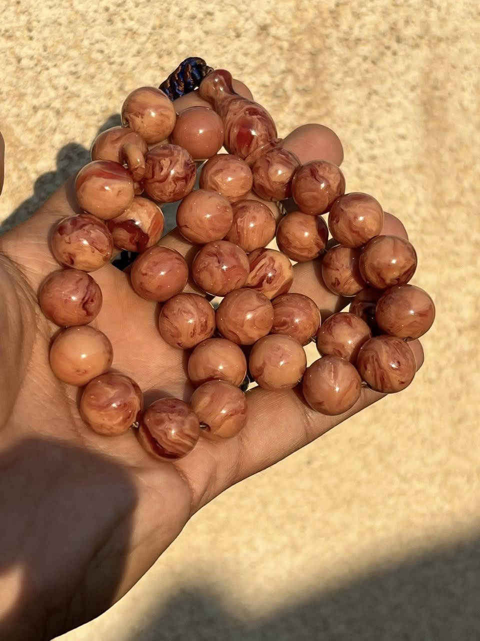 سبح سندلس العدد7
سعرهن 35 قفل 

الشراي***********

المكان بغداد حي اور 

توصيل ماعندي
