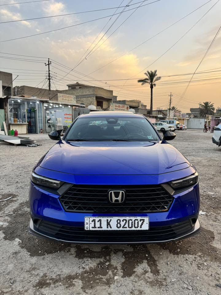 هونده اكورد هايبرد موديل 2023 بدون صبغ فقط بارد بل جاملغ الخلفي مواصفات اسبورت السعر 180ورقه  وبيه مجال بسيط للاستفسار الاتصال على الرقم التالي ***********
