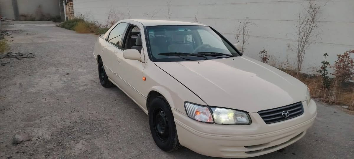 للبيع او مراوس كامري موديل ١٩٩٨ باسمي رقم انكليزي بغداد خليجي جاهزه مكينه كير حدادية مضبوغ عام أثر جراد.
السعر٦٥ وبيها مجال *********** مكان السيارة كربلاء باب بغداد
