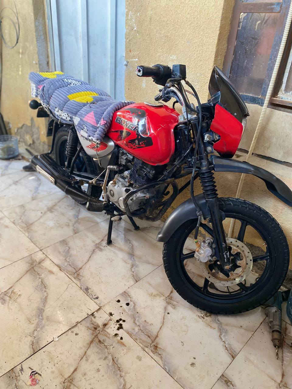 سلام وعليكم دراجه بوكسر للبيع مديل2021 ما مفتوحها ادوات ادوات ادوات سعرها700 وبيها مجال *********** مكاني لبصره جبيله
