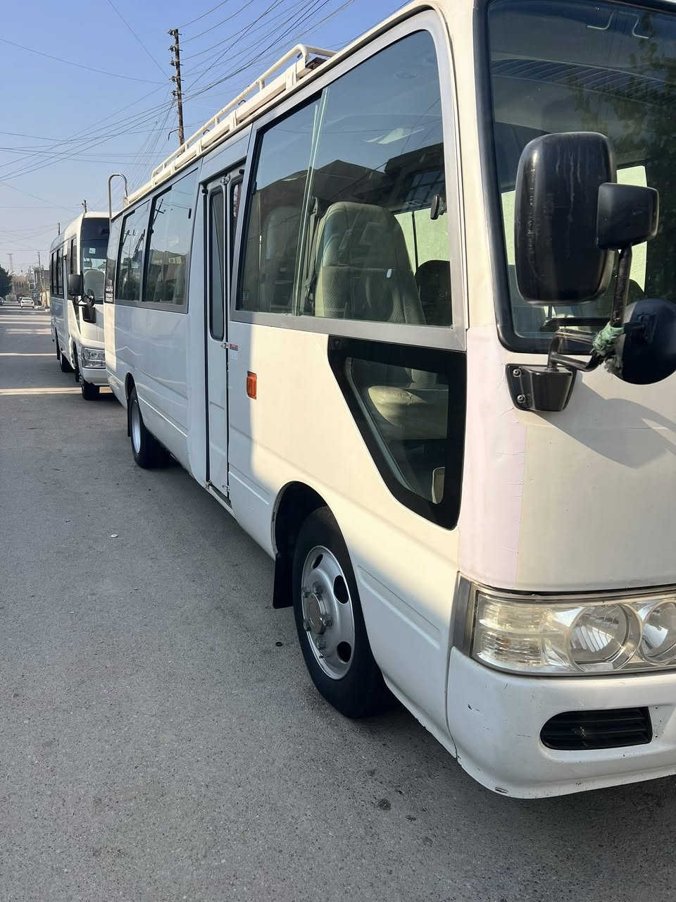 السلام عليكم كوستر للبيع موديل ٢٠١٠سياره جاهزه من كلشي منضومه غاز كشنات استاركس تبريد امحور سياره خير من الله السعر ٢٦٠بيه مجال الاتصال***********
