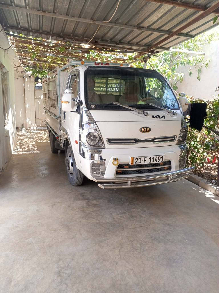 کیا 4000 2017 حەوت گێڕ
گێڕ و مەکینە ئەکسلی بەشەرت فول جوانکاری 
یەک دەستە
تۆزێک بوخاری هەیە
نرخ. 148محامەلەیەکی برایانە
شوێن حاجیاوە-ڕانیە
بۆ زانیاری زیاتر پەیوەندی بکە بۆ خاوەنی
(***********)ژمارە خاوەنی رانية, السليمانية
