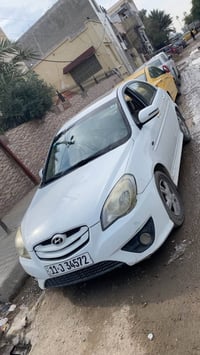 اكسنت • ٢٠١١ • ١٨٠٠٠٠