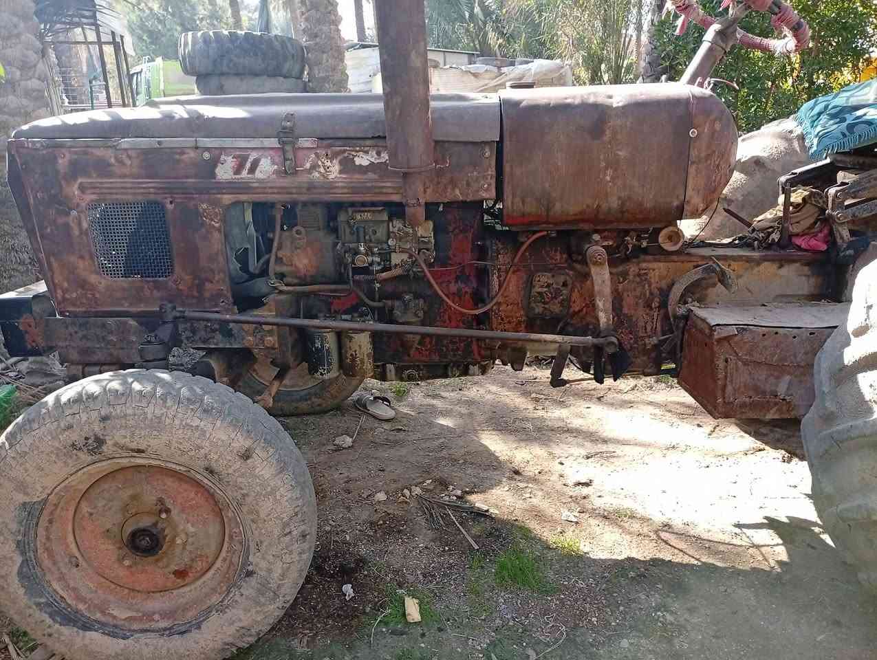 كاروبه عنتر بدون للبيع موديل ٨٦ جاهزه من كلشي حتى بريك كيج حماوه رفع اكسل بم محرك سلف وباتري ودينمه جديد توني شادهن بس نقص جاملغات ٢٥٠٠ مكانها بابل خيكان الغربي
***********
***********
