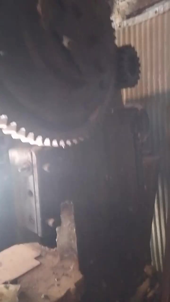 يوجد بريس عدد ثنين شرط الشغل السعر خاص اتصل على هذا الرقم***********
