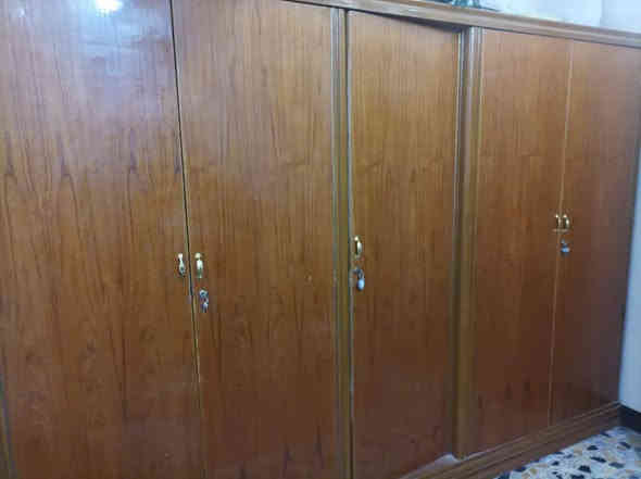 كتنور خمس بوب وميز وزاوية صاج تزكام للبيع مكاني نجف السعر 400 للاتصال***********
