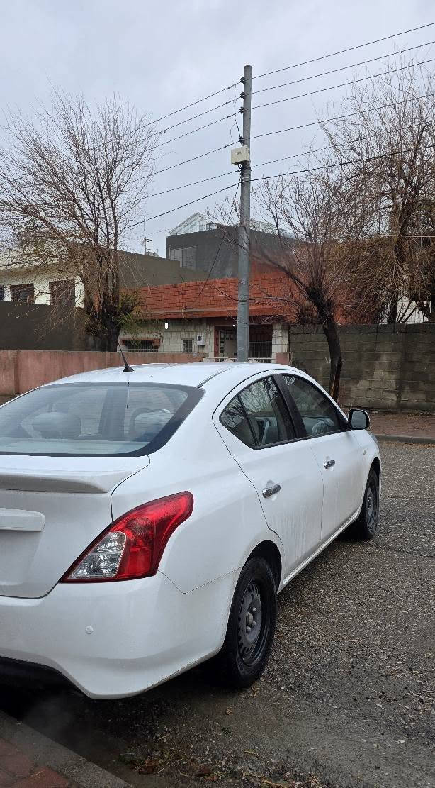 به ناوى خودا
Nissan suny 2021

خاوين بى كيشه مالى دوسته 
بى بوياخ بى سارد نمونه 
جركه ى تيا نيه 
تايه تازه سه نه وى تازه
مواسه فات يه ده نيكل ئاوينه كاره با 
سوكان فوليوم
جام كاره با بلاجكتور بال شاشه و كاميره
حاسه بيلاد
١٠٣ هه زار روشتووه

نرخ/١١٧ كه لاو مامه له
شوين /سليمانى
ت/*********** السليمانية, العراق
