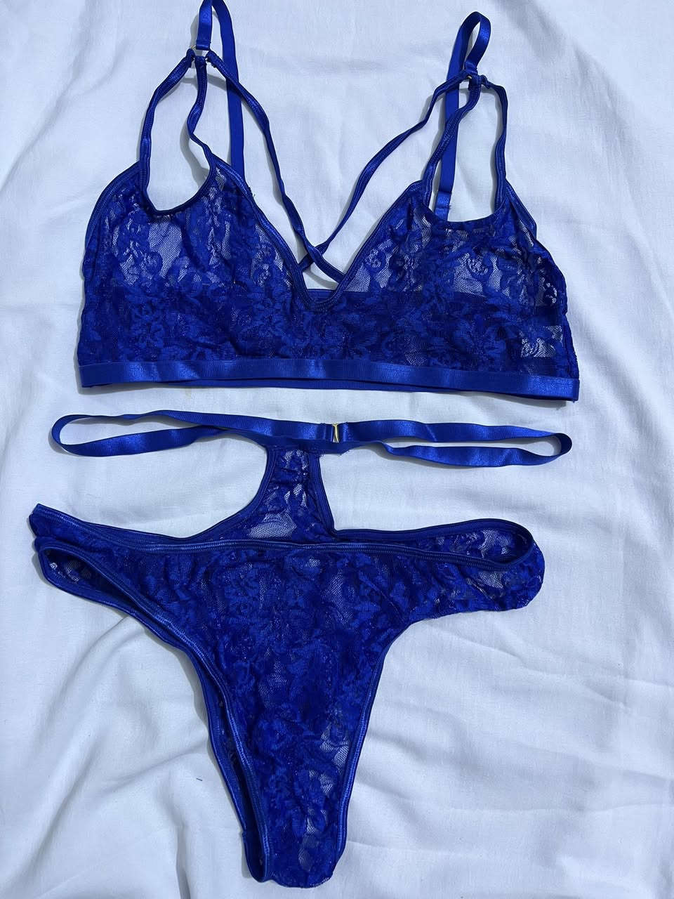 لانجري شي ان مشكل موديلات وقياسات عربيه ( كبيره ) اقل عدد 50 قطعه  وهاي نموذج من البضاعه 
سعر القطعه الفين دينار فقط ( جمله ،جمله ) هذا سعر الجمله


**إذا كنت صاحب هذا الإعلان وتريد حذفه لأي سبب، رجاءا أرسل رسالة إلى الدعم الفني**